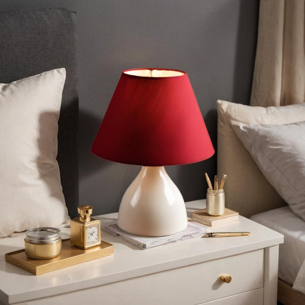 أباجورة معدن بغطاء قماش أنيق لإضاءة دافئة ومريحة